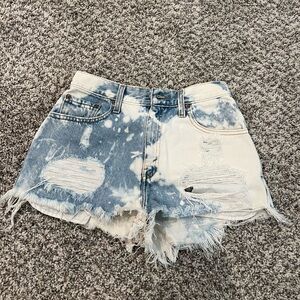 Levi’s shorts